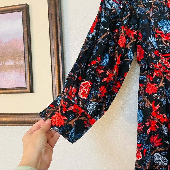 NWT Chloe Kristyn Fallon Black/Red/Blue Floral Dress Size Small - Picture 5 of 16